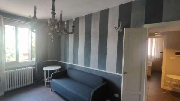 Foto Bilocale in affitto a Cava Manara