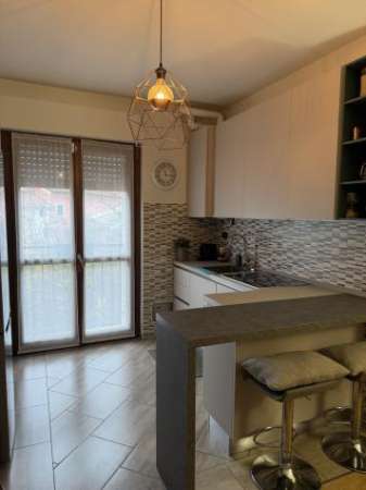 Foto Bilocale in affitto a Cesate