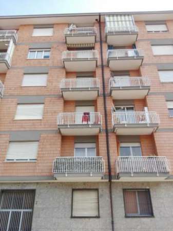 Foto Bilocale in affitto a Chieri