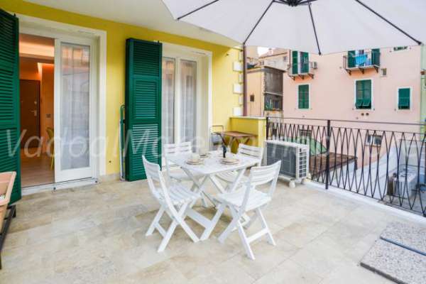 Foto Bilocale in affitto a Finale Ligure