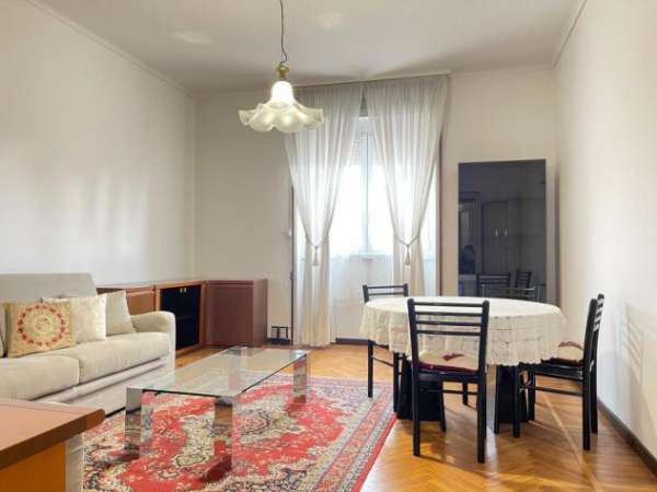 Foto Bilocale in affitto a Gallarate