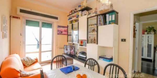 Foto Bilocale in affitto a Genova