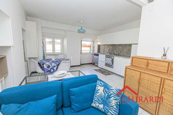 Foto Bilocale in affitto a Genova