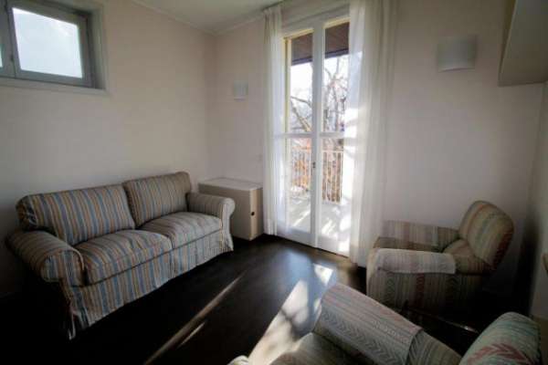 Foto Bilocale in affitto a Lecco