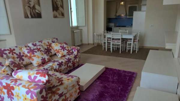 Foto Bilocale in affitto a Livorno