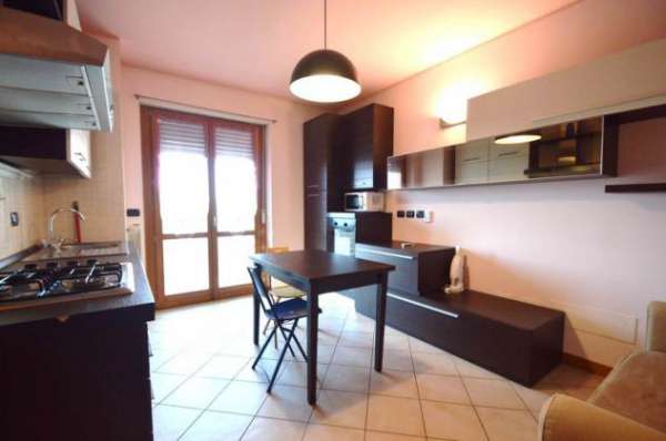 Foto Bilocale in affitto a Milano