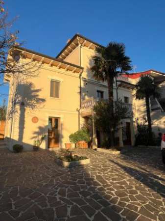 Foto Bilocale in affitto a Mondolfo