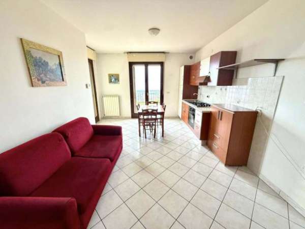 Foto Bilocale in affitto a Mosciano Sant'Angelo