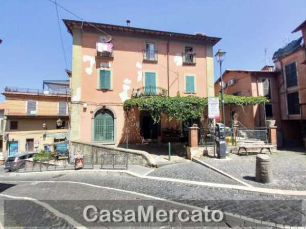 Foto Bilocale in affitto a Rocca di Papa