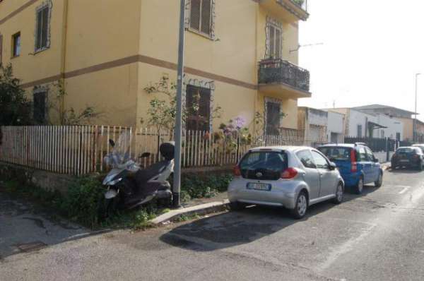 Foto Bilocale in affitto a Roma