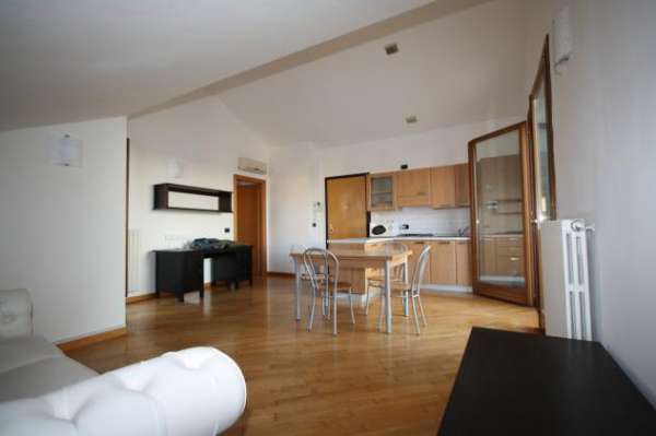 Foto Bilocale in affitto a Saonara