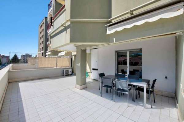 Foto Bilocale in affitto a Sestri Levante