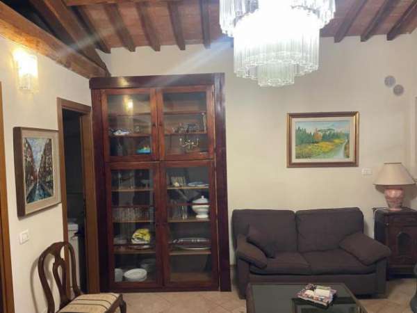 Foto Bilocale in affitto a Siena