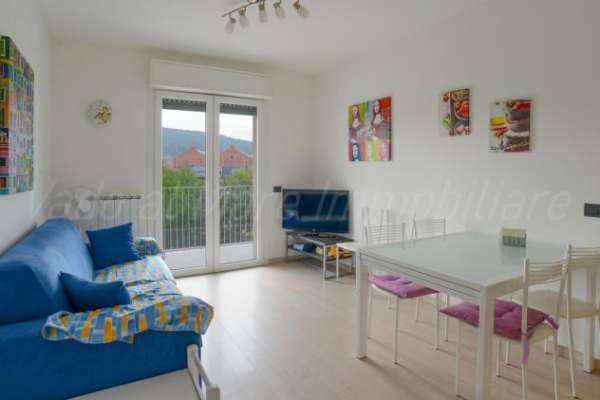 Foto Bilocale in affitto a Vado Ligure