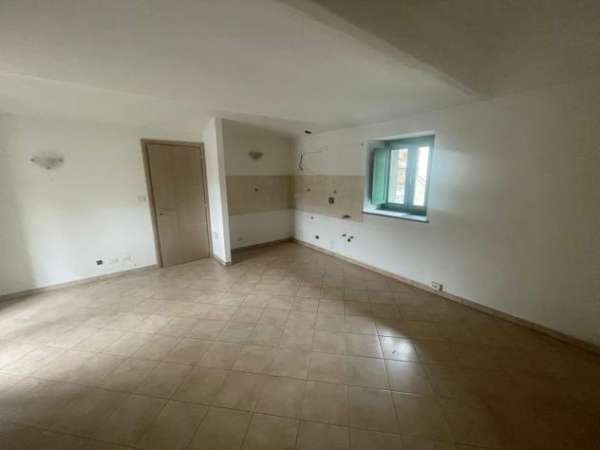 Foto Bilocale in affitto a Val della Torre