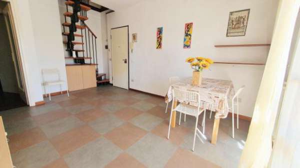 Foto Bilocale in affitto a Viareggio