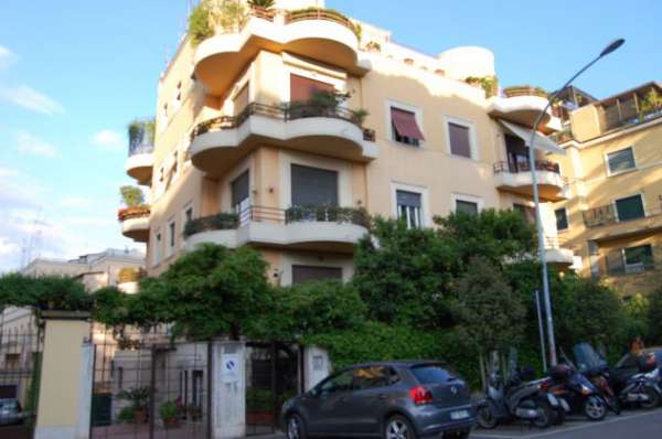 Foto Bilocale in affitto appena ristrutturato- Parioli, Roma (70 mq)