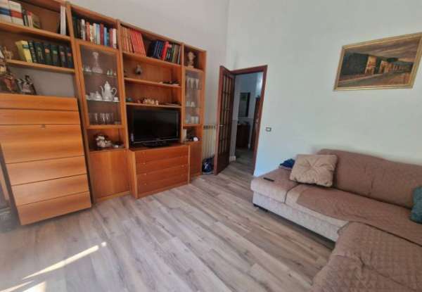 Foto Bilocale in affitto in Napoli