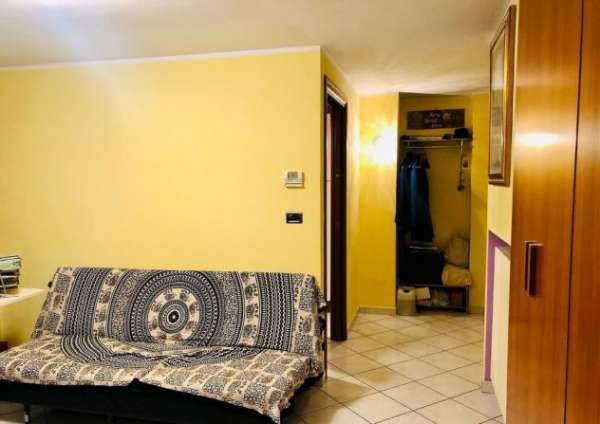 Foto Bilocale in affitto in Via Michele Buniva, Torino