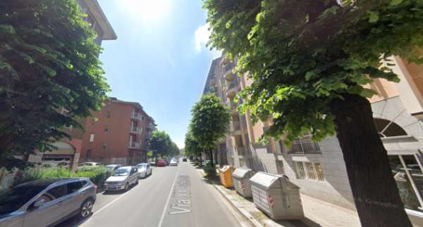 Foto Bilocale in zona fornita disponibile subito