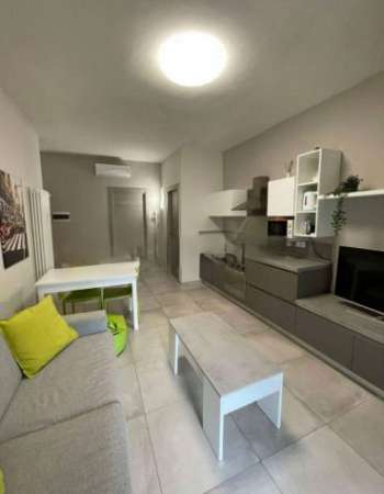 Foto BILOCALE LINGOTTO 500 EURO SPESE INCLUSE