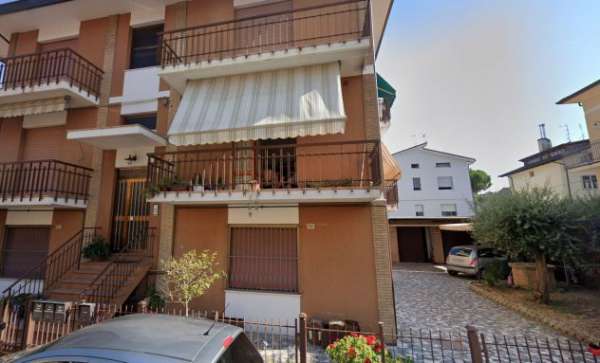 Foto Bilocale moderno e spazioso a Pesaro