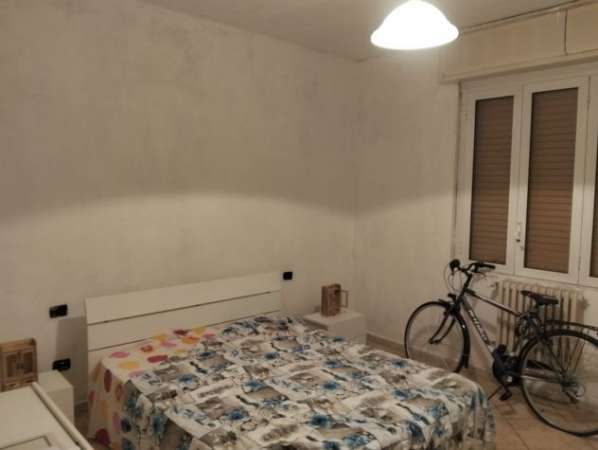 Foto Bilocale pi� servizi termo autonomo classe ener f