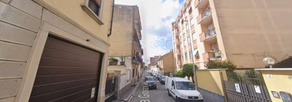 Foto Bilocale RISTRUTTURATO con BOX AUTO a Vigevano