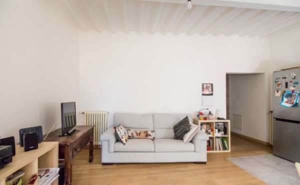 Foto Bilocale RISTRUTTURATO e ARREDATO + balcone