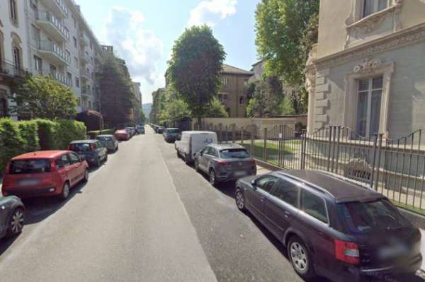 Foto BILOCALE RISTRUTTURATO IN VIA LAMARMORA CON GIARDINO