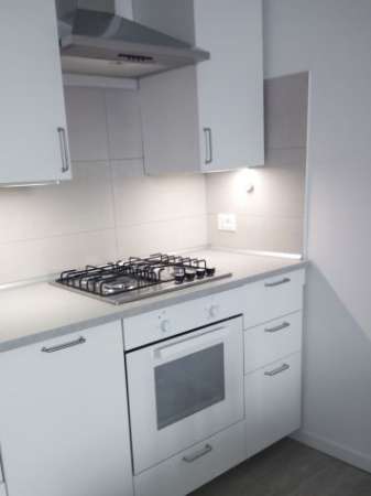 Foto bilocale ristrutturato nel 2018 di fronte al palazzo centrale dell'Universit