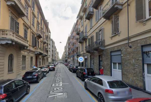 Foto BILOCALE RISTRUTTURATO VIA BAVA , ZONA VANCHIGLIA