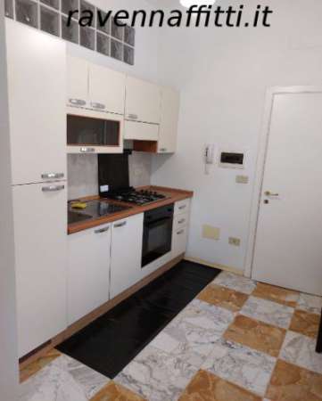 Foto BILOCALE SAVINI 550