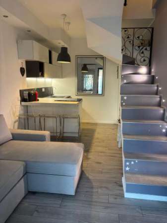 Foto Bilocale su due livelli Assago