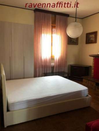 Foto BILOCALE VIALE PO 580
