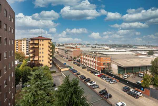 Foto Bilocale zona Mecenate con spese incluse - 70 mq