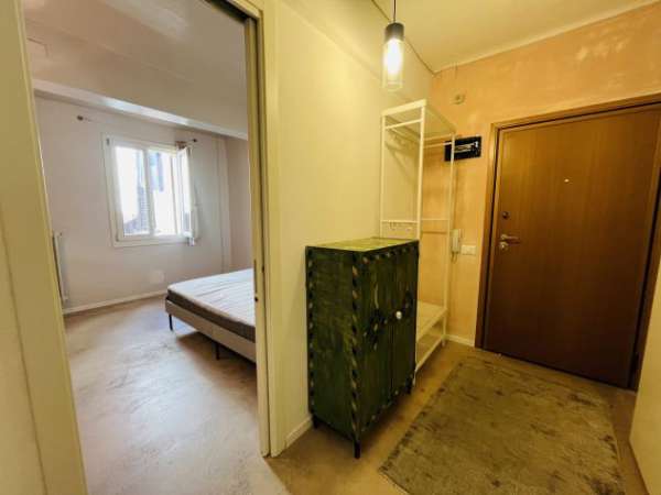 Foto Bologna centro Via del Fossato appartamento bilocale ristrutturato