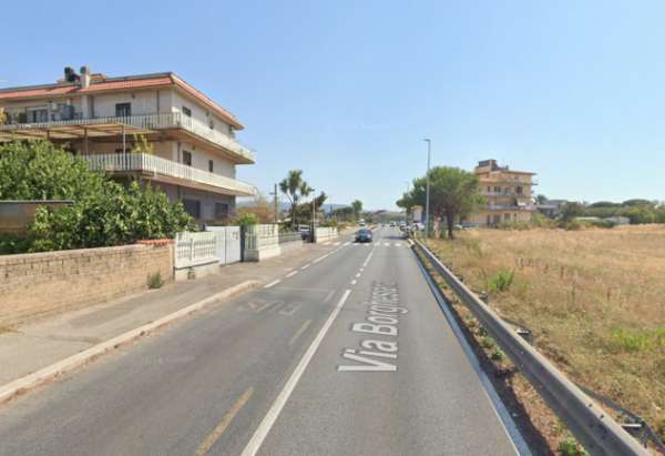 Foto BORGHESIANA BILOCALE CON BALCONE