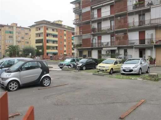 Foto Box - Garage - Posto Auto in Affitto a Scandicci VIA CILIEGI