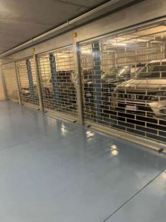 Foto Box / Garage di 14 m in affitto a Como