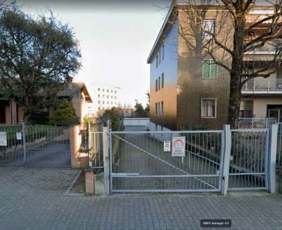 Foto BOX / GARAGE SAN DONATO MILANESE
