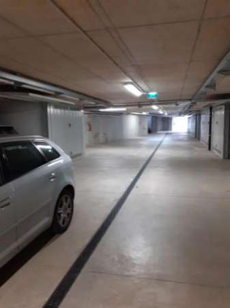 Foto BOX AUTO A COMO A DUE PASSI DALLA STAZIONE FF.SS.  SAN GIOVANNI