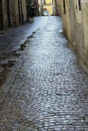 Foto Box garage due auto a Catanzaro via Poerio