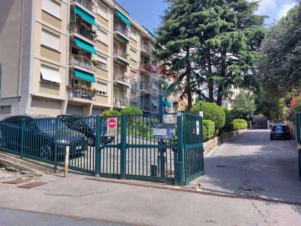 Foto Box in affitto a Genova