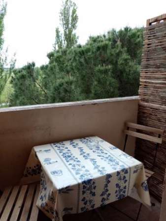 Foto Camera ampia con bagno privato e posto auto