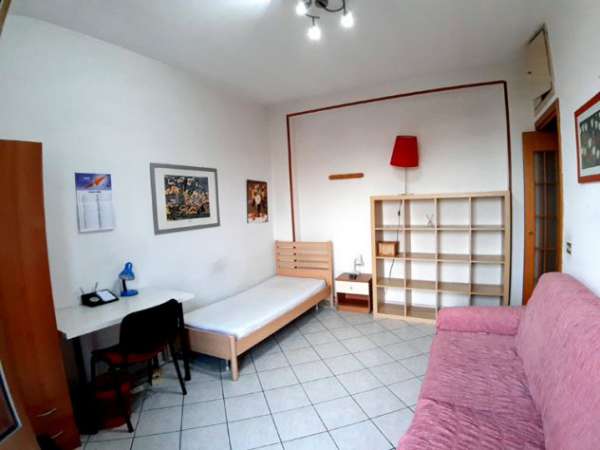 Foto Camera arredata a referenziati Cologno Monzese
