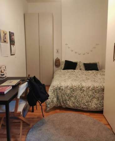 Foto Camera arredata con balcone Ostia Promontori