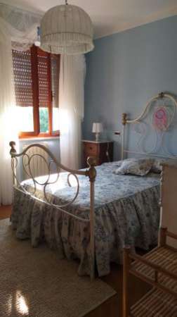 Foto Camera con bagno a 2 passi dal mare