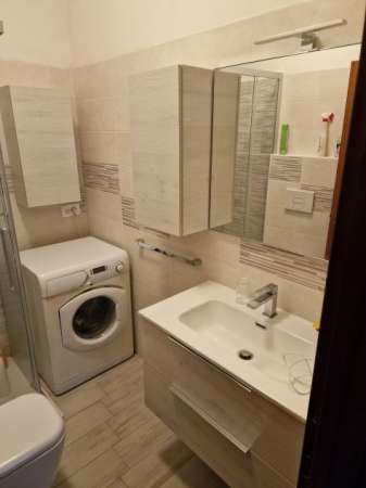 Foto Camera con bagno privato per ragazza studentessa