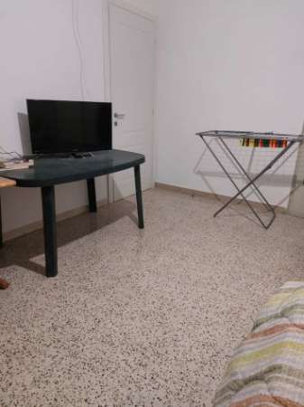 Foto Camera disponibile per studenti/lavoratori